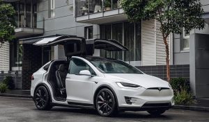 Keunggulan Mobil Baru Tesla